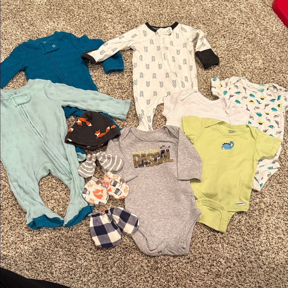 Assorted Kids One Pieces Set gloves and hat